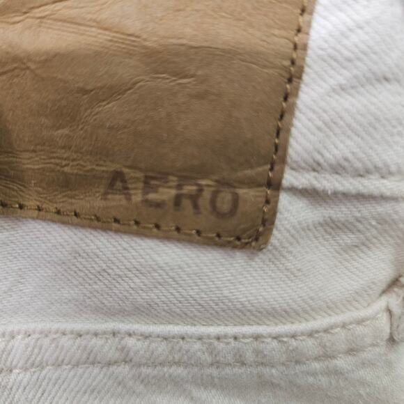 Aeropostale 90s Baggy Distressed White Denim Size 12R - Picture 3 of 6